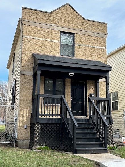 4138 W Washington Blvd, Chicago, IL 60624