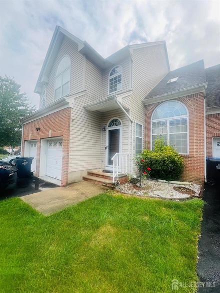704 Heron Ct, North Brunswick, NJ 08902