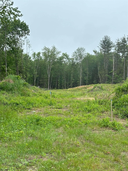 2 Shady Ln, Somersworth, NH 03878