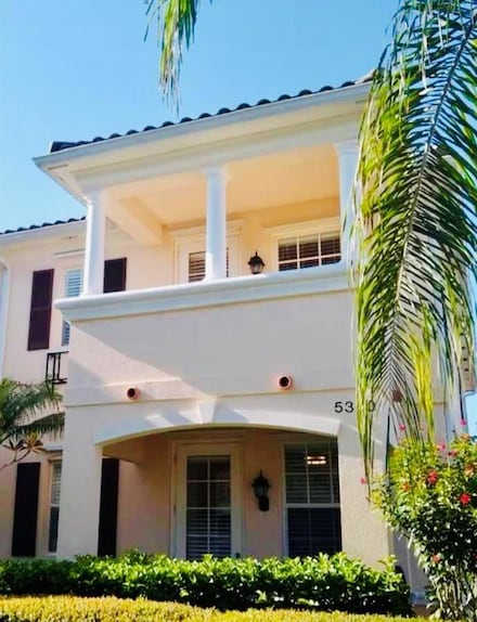 5360 Davini St, Sarasota, FL 34238
