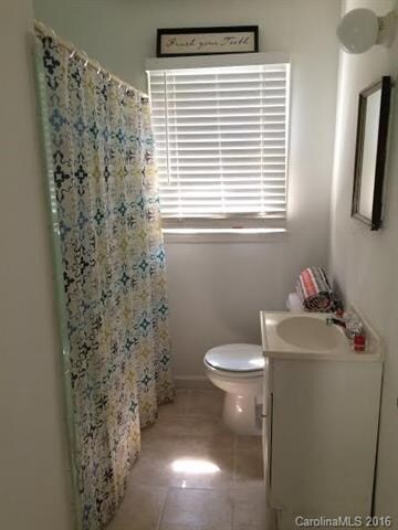 3000 Ross Ave, Charlotte, NC 28208