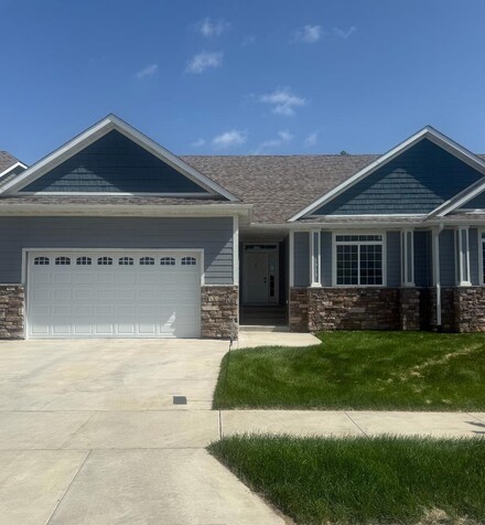 1513 Alexander Rd NE, Rochester, MN 55906