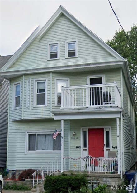26 Kamper Ave, Buffalo, NY 14210