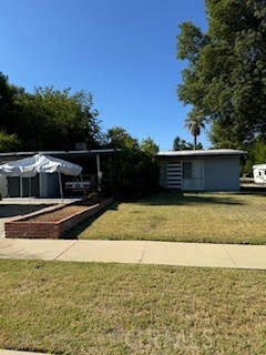 18801 Stagg St, Reseda, CA 91335