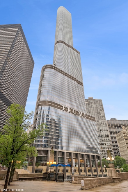401 N Wabash Ave Unit 44F, Chicago, IL 60611