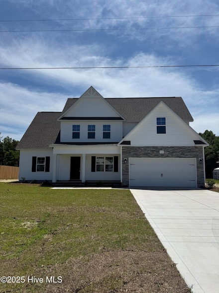 529 Orchard Creek Dr, Beulaville, NC 28518