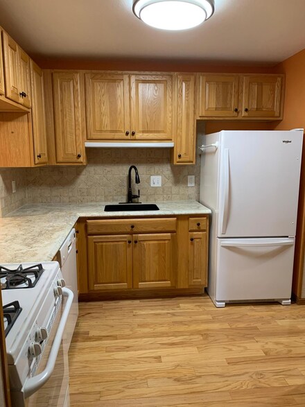 7500 Cahill Rd Unit 114C, Edina, MN 55439