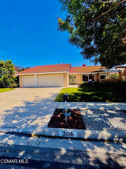 3116 Melody Ln, Simi Valley, CA 93063