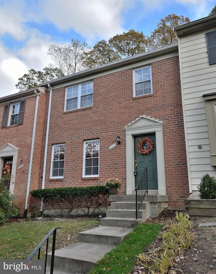 8323 Stationhouse Ct, Lorton, VA 22079