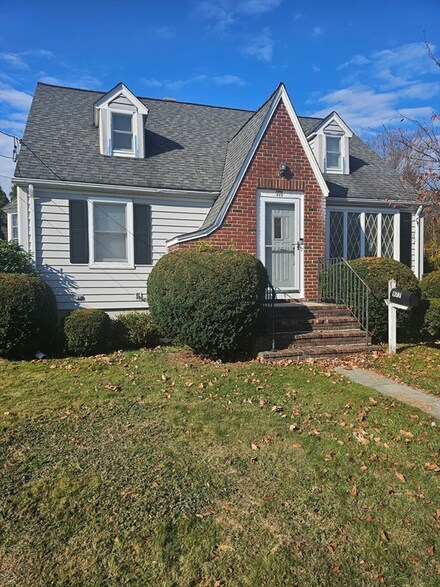 977 W Boylston St, Worcester, MA 01606