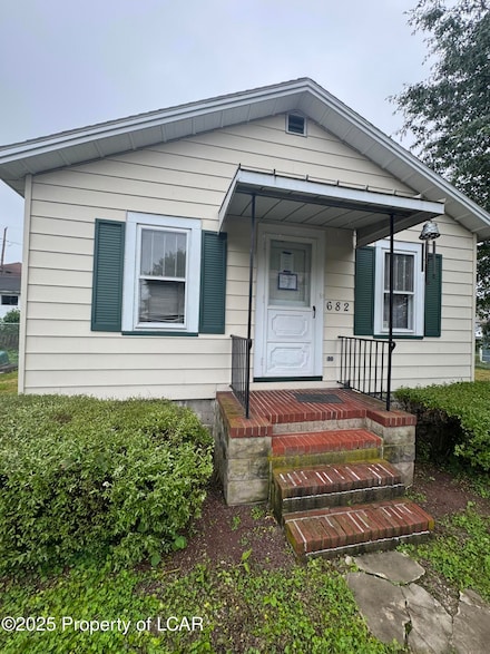 682 Krouse Ave, Williamsport, PA 17701