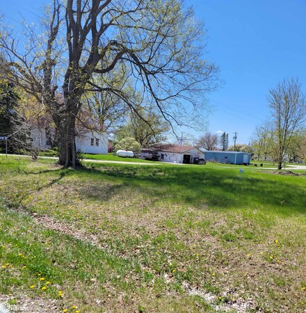 201 S Monroe St, Tingley, IA 50863