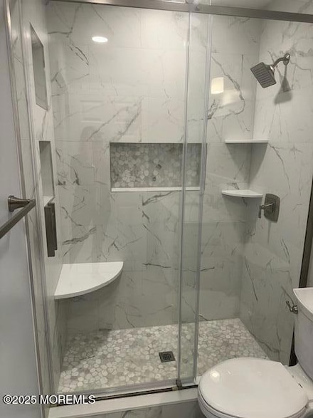 15 White Oak Ct, Howell, NJ 07731