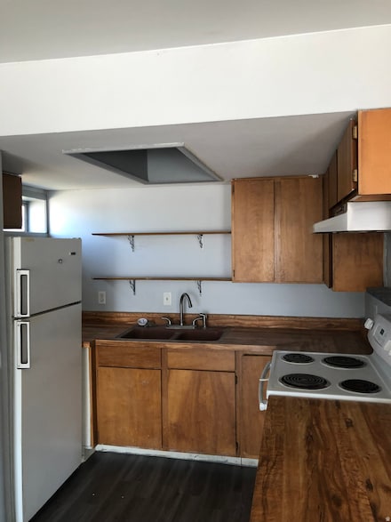 36 W Main St, Wellington, UT 84542