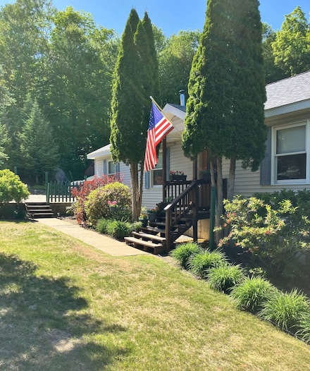 2091 St Rt 8s, Johnsburg, NY 12853