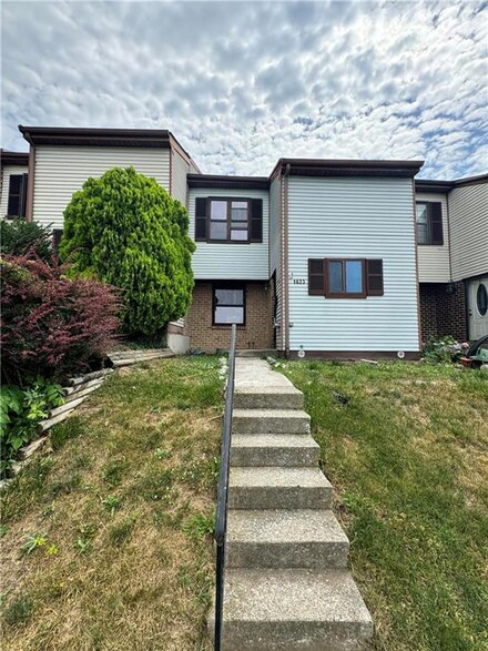 1623 Shenandoah Ct, Allentown, PA 18104
