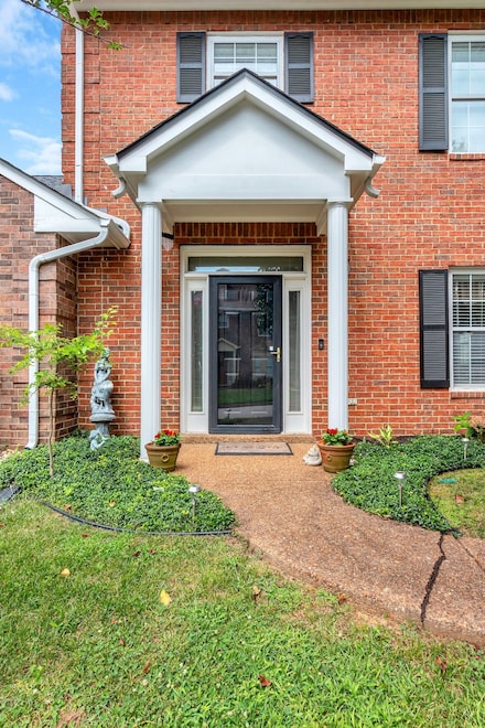 2003 Roderick Place E, Franklin, TN 37064