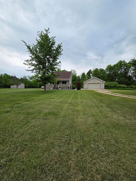2835 Grass Lake Rd, Gladwin, MI 48624