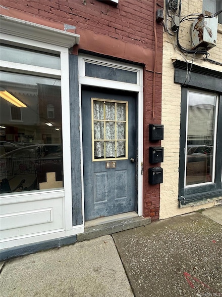 26 Main St, Chester, NY 10918