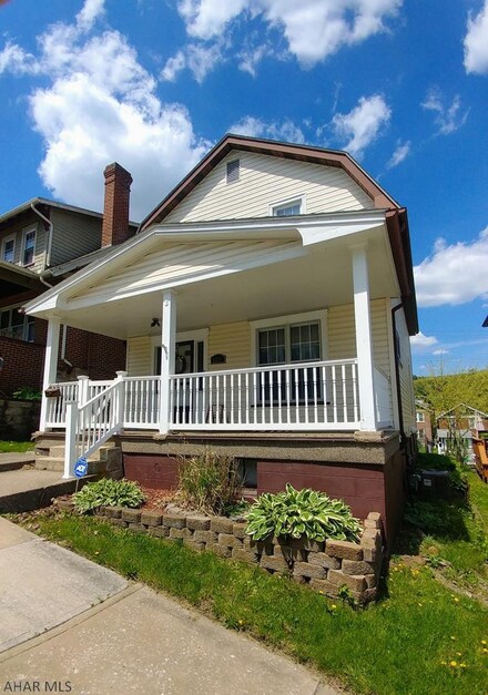 1226 21st Ave, Altoona, PA 16601