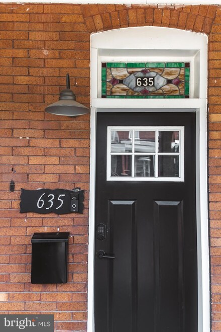 635 E 36th St, Baltimore, MD 21218