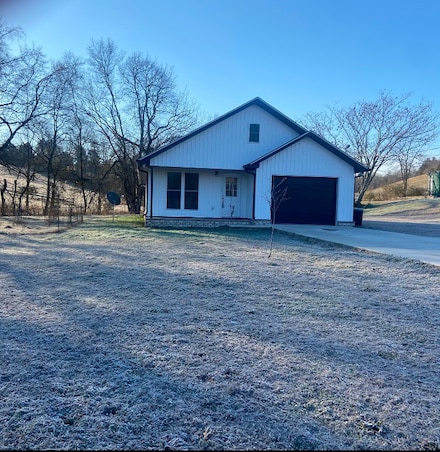 271 Chicken Creek Rd, Pulaski, TN 38478