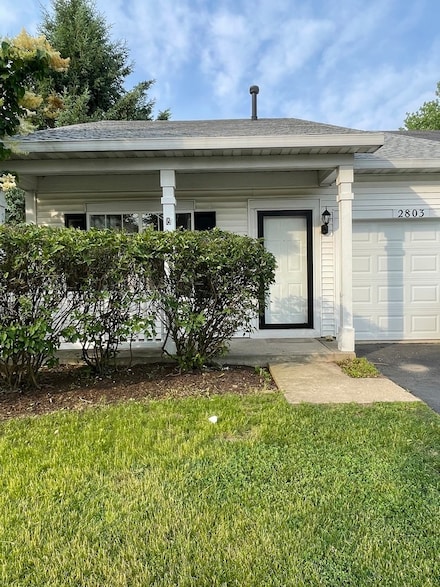 2803 Oakmont Dr Unit 1, Montgomery, IL 60538