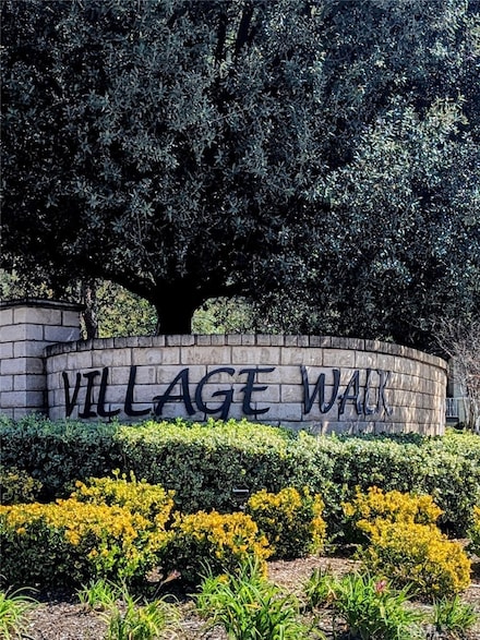 28213 Canterbury Ct, Valencia, CA 91354