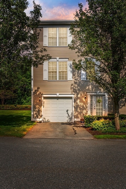 21 Harbor Mist Dr, Fairhaven, MA 02719