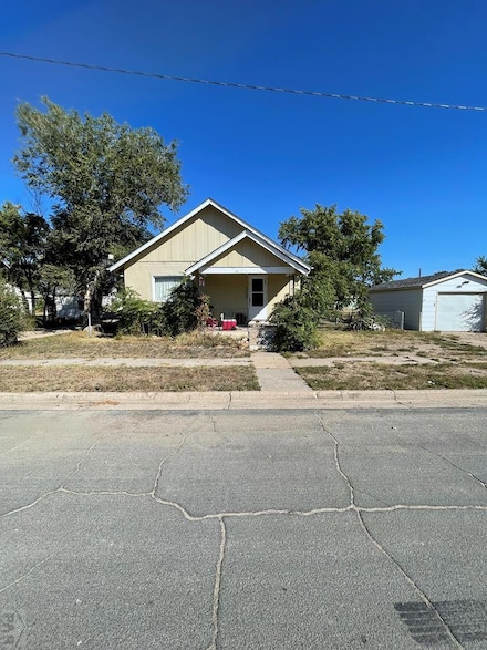 104 W 12th St, Eads, CO 81036