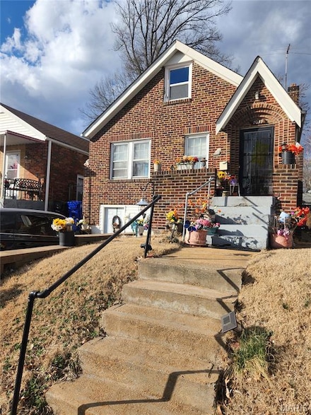 7039 Plymouth Ave, Saint Louis, MO 63130