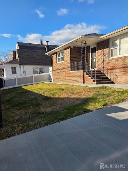 354 Alpine St, Perth Amboy, NJ 08861
