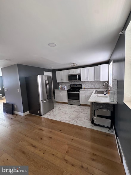 7553 Gilbert St, Philadelphia, PA 19150