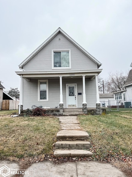 1205 Perkins Ave, Burlington, IA 52601