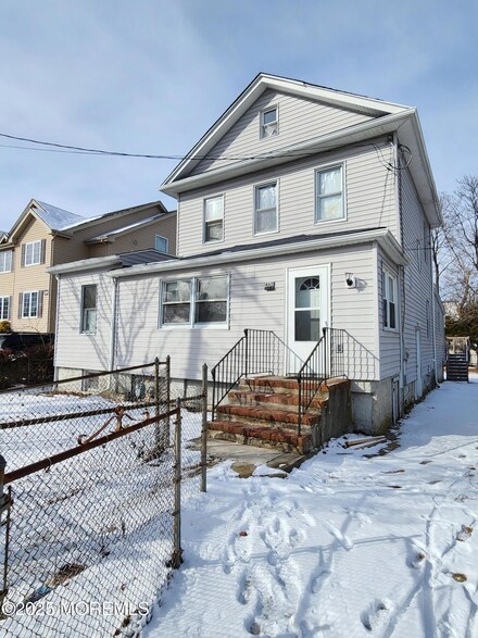 460 Manetta Ave, Lakewood, NJ 08701