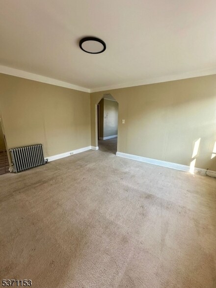 249 Ampere Pkwy, Bloomfield, NJ 07003