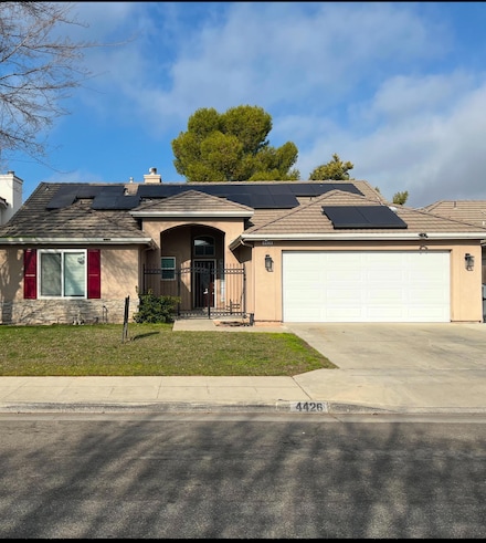 4426 W Celeste Ave, Fresno, CA 93722