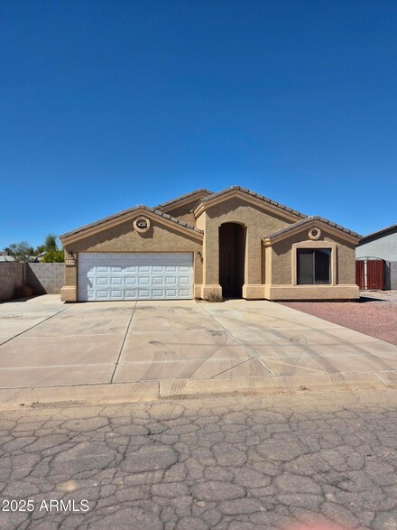 14316 S Diablo Rd, Arizona City, AZ 85123