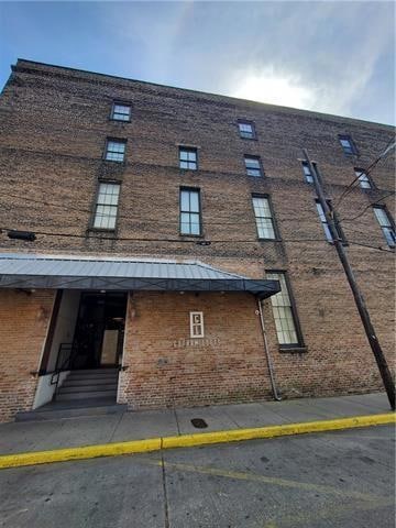 320 Andrew Higgins Dr Unit 304, New Orleans, LA 70130