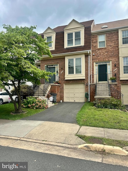 14015 Red River Dr, Centreville, VA 20121