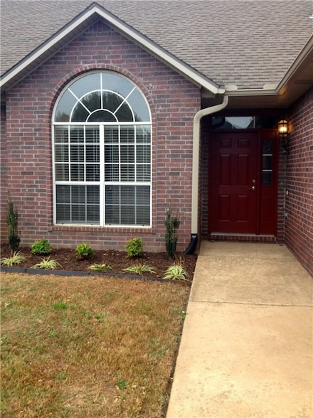 3908 SW Hawthorne St, Bentonville, AR 72712