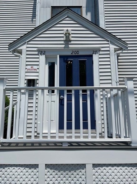 200 Fulton St Unit 27, Fall River, MA 02720
