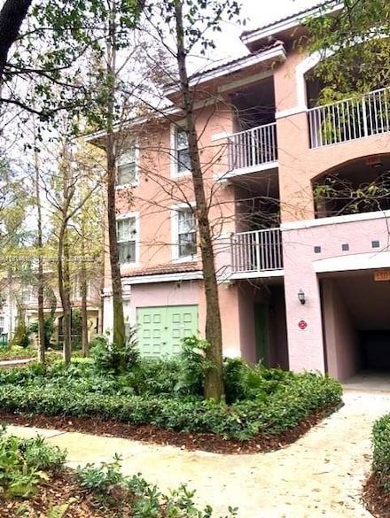 6584 W Sample Rd, Coral Springs, FL 33067