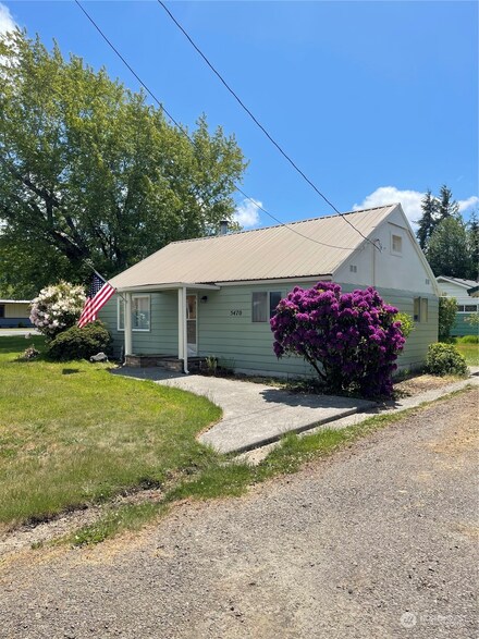5470 School St, Raymond, WA 98577