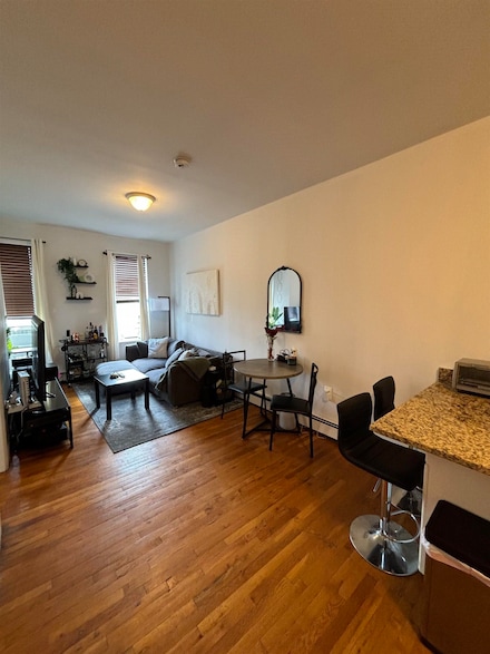 361 1st St Unit 5, Hoboken, NJ 07030