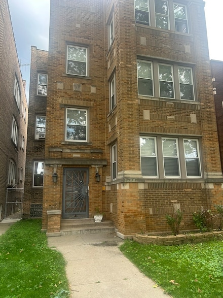 8227 S Evans Ave, Chicago, IL 60619