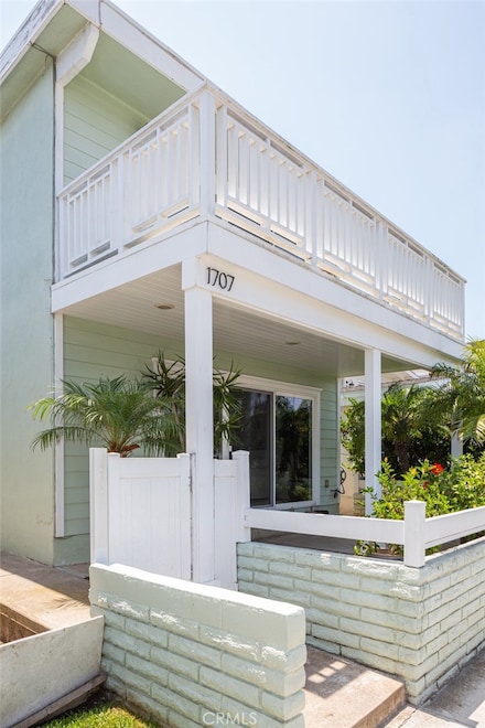 1707 W Balboa Blvd, Newport Beach, CA 92663