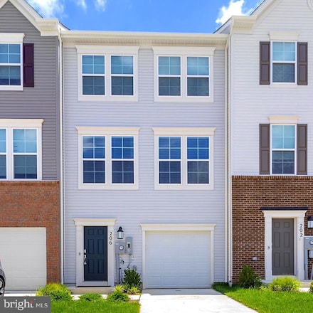 206 Telluride Way, Charles Town, WV 25414
