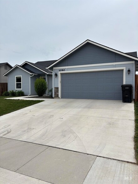 1090 W 10th St, Weiser, ID 83672