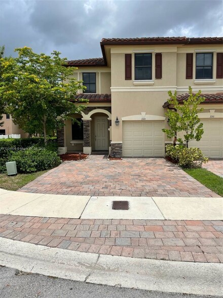 3395 W 89th Terrace, Hialeah, FL 33018